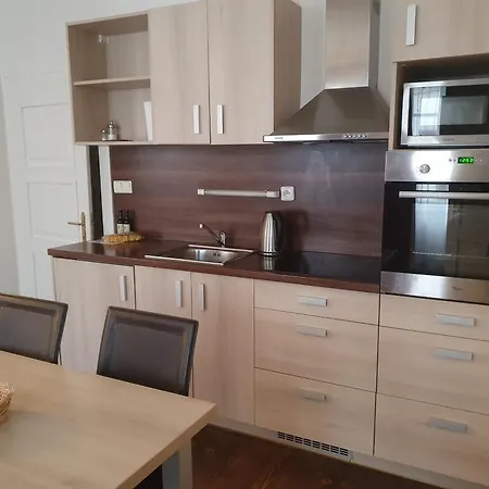 Muzeum Vltavinu Apartment Cesky Krumlov