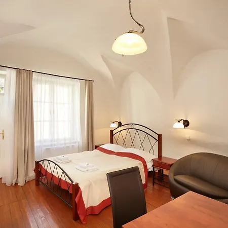 Muzeum Vltavínů Apartamento