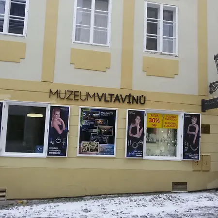 Muzeum Vltavinu Apartament *