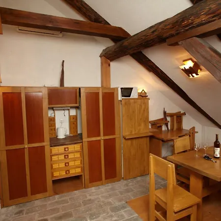 Muzeum Vltavinu Český Krumlov