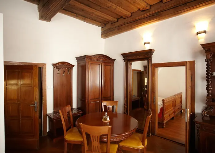 Muzeum Vltavinu Apartment *